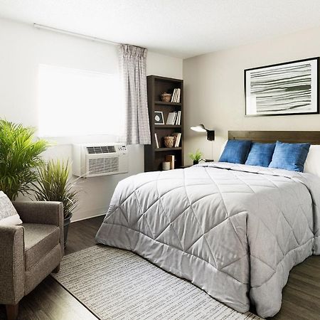 Intown Suites Extended Stay Indianapolis In -I70 Post Drive Eksteriør bilde