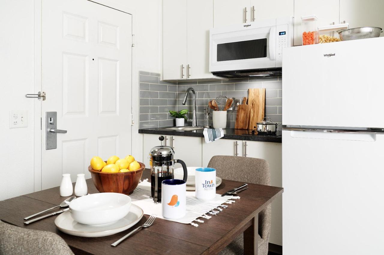 Intown Suites Extended Stay Indianapolis In -I70 Post Drive Eksteriør bilde