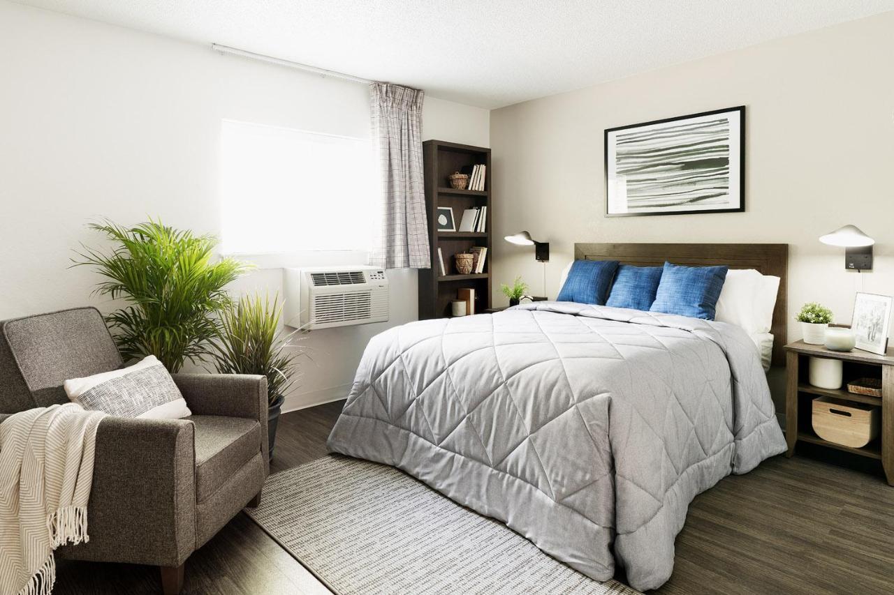 Intown Suites Extended Stay Indianapolis In -I70 Post Drive Eksteriør bilde